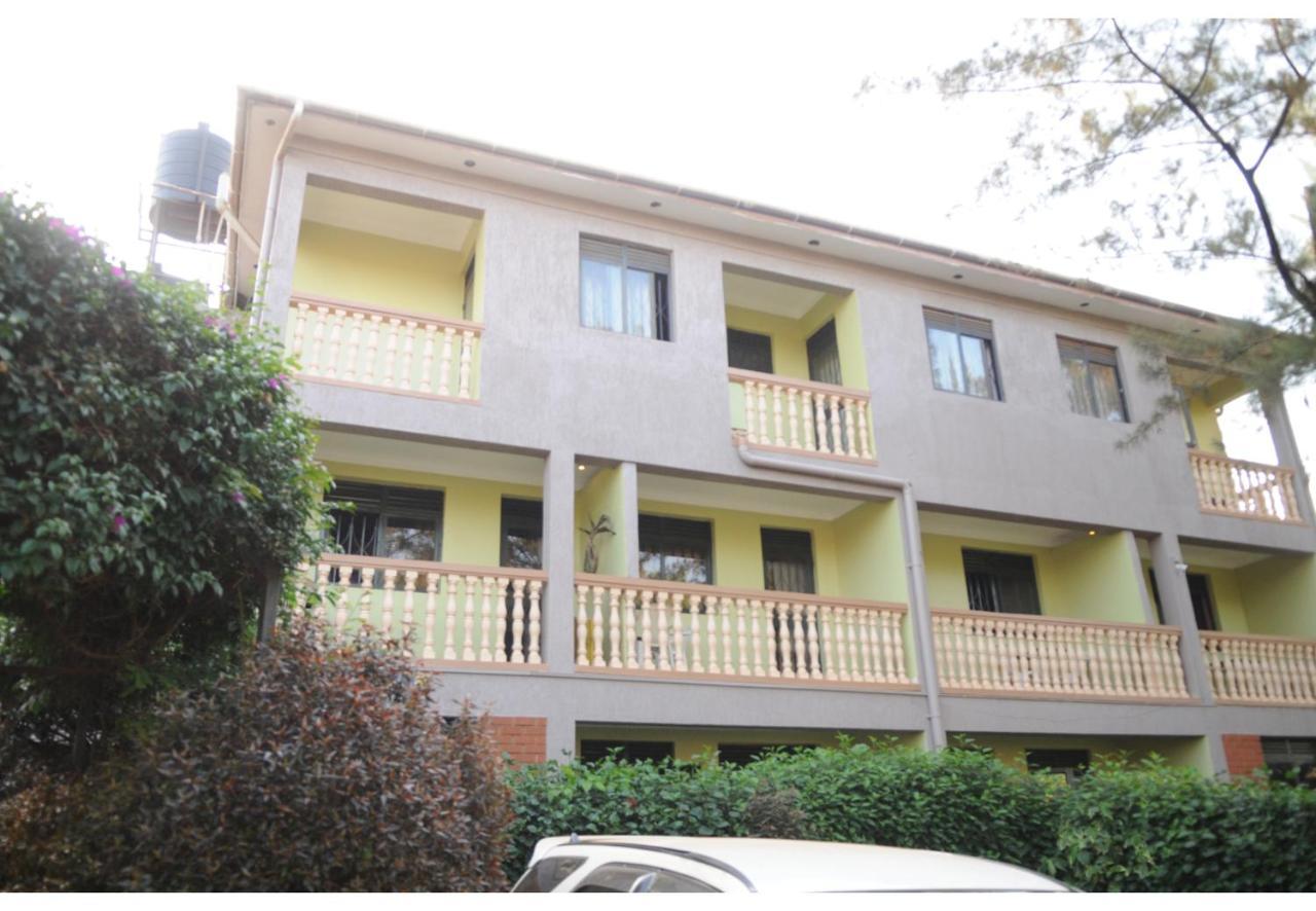 Royal Lake View Gardens Kampala Exterior photo
