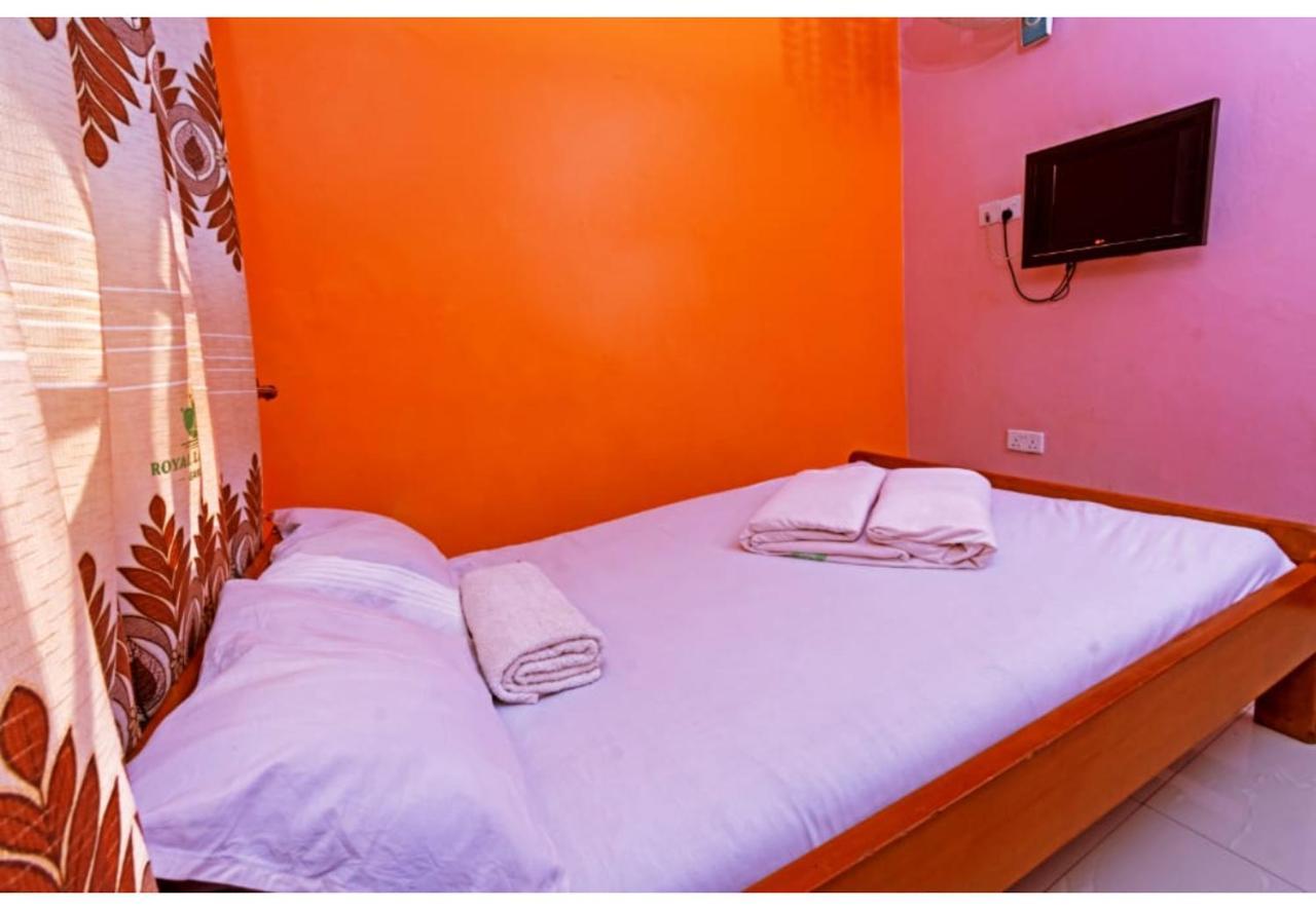 Royal Lake View Gardens Kampala Exterior photo