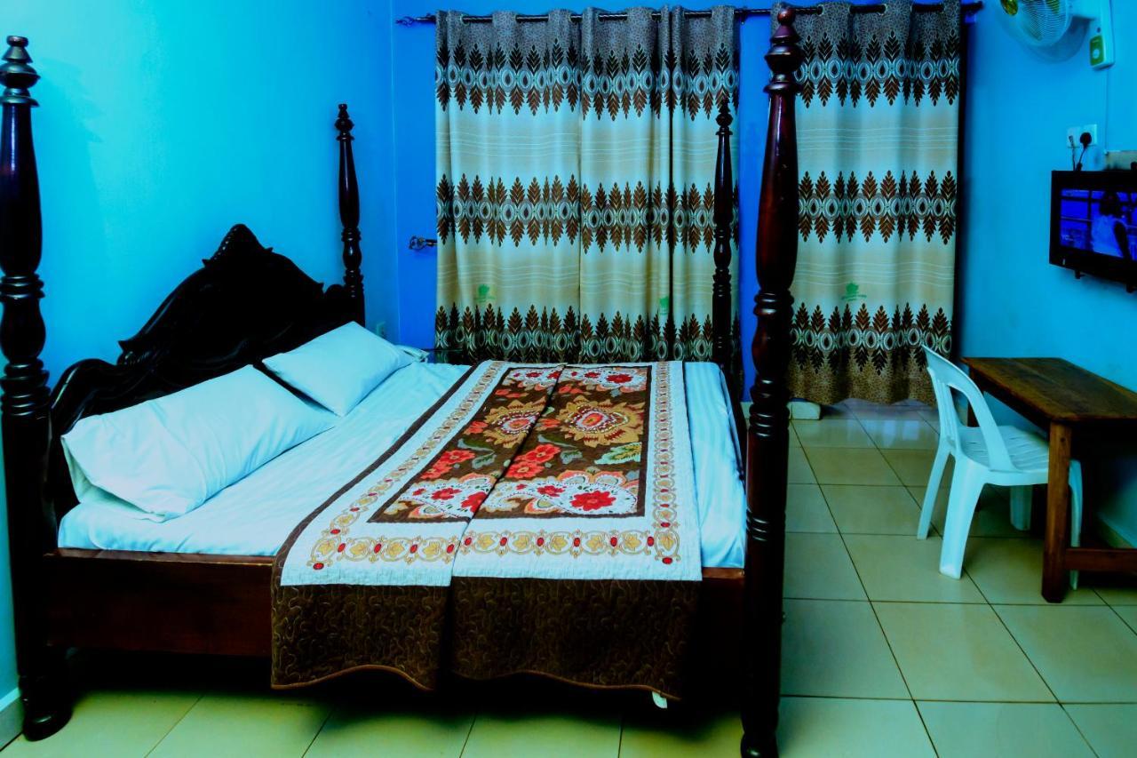 Royal Lake View Gardens Kampala Exterior photo