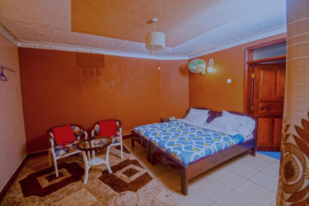 Royal Lake View Gardens Kampala Exterior photo